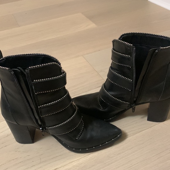 Steve Madden booties. - Picture 3 of 9